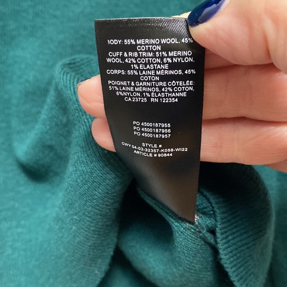 ❗️SOLD❗️Wilfred Green Long Sleeve Crop Turtleneck Rebecca Sweater Size M - Picture 9 of 9